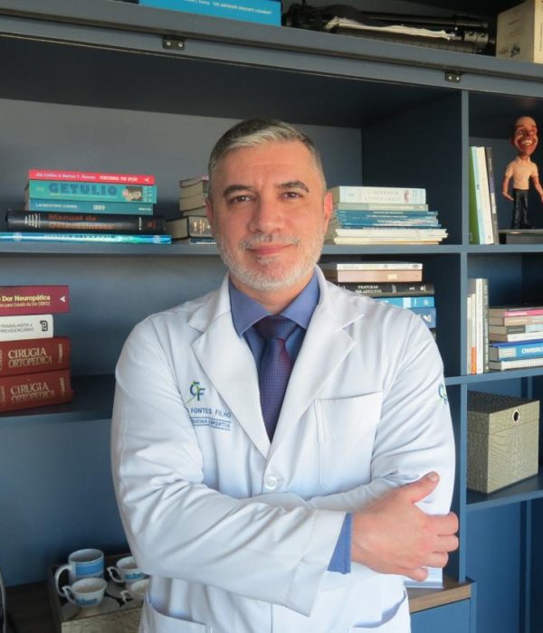Dr Carlos Fontes